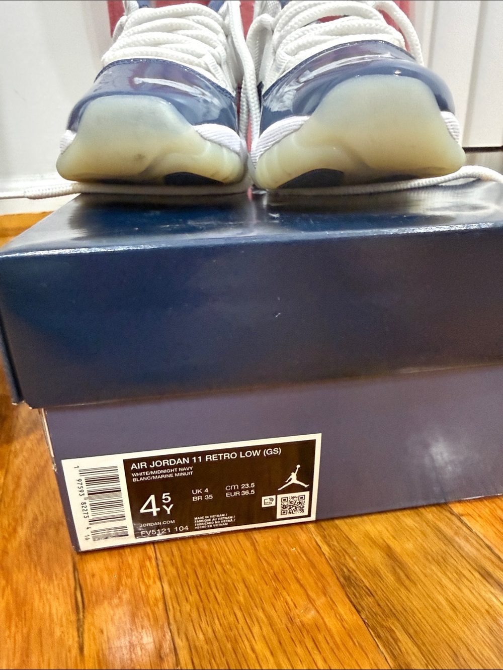 Jordan Air 11 Retro Low White Navy Youth Sneakers